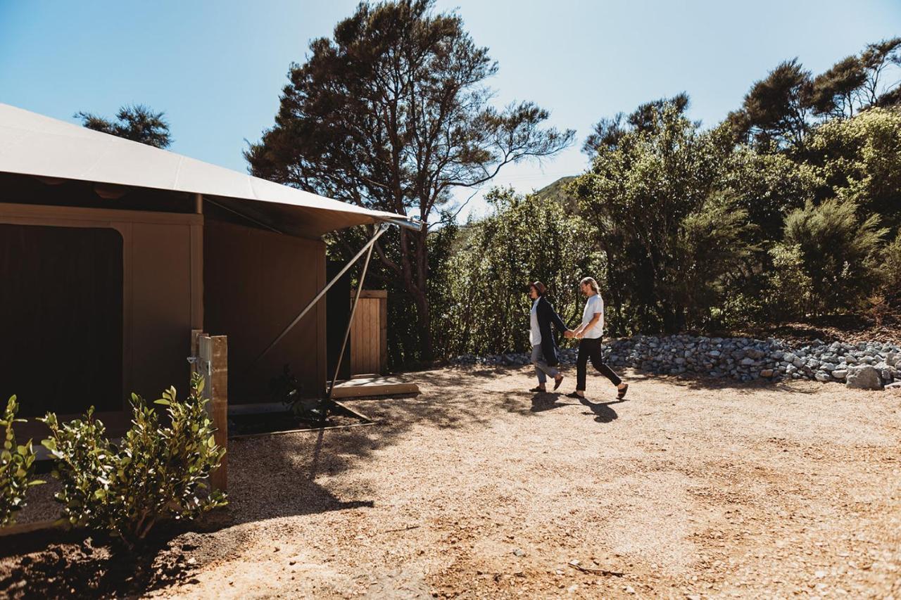 Hotel Drift Off Grid Luxury Eco Glamping à Tarakohe Extérieur photo