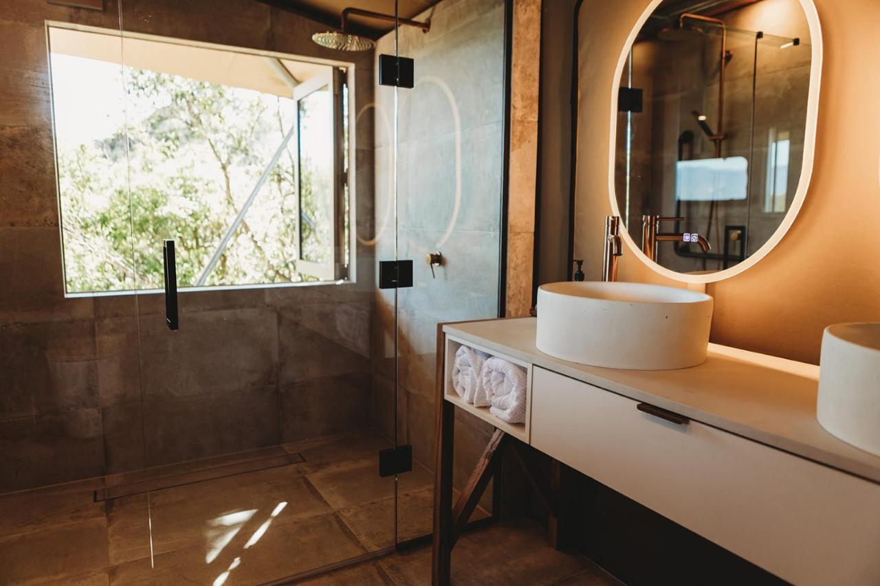 Hotel Drift Off Grid Luxury Eco Glamping à Tarakohe Extérieur photo